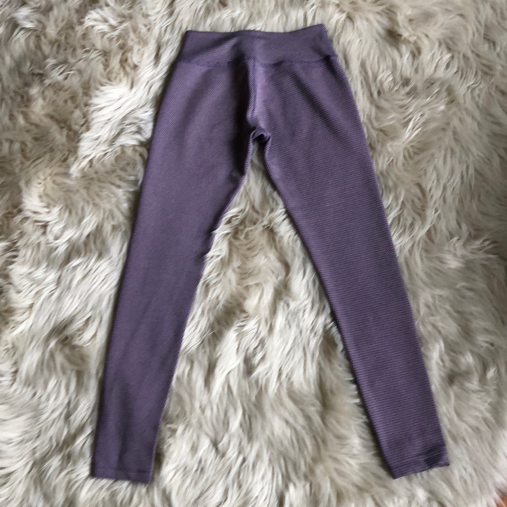 Beyond Yoga Sz S Leggings - so comfy! 💜